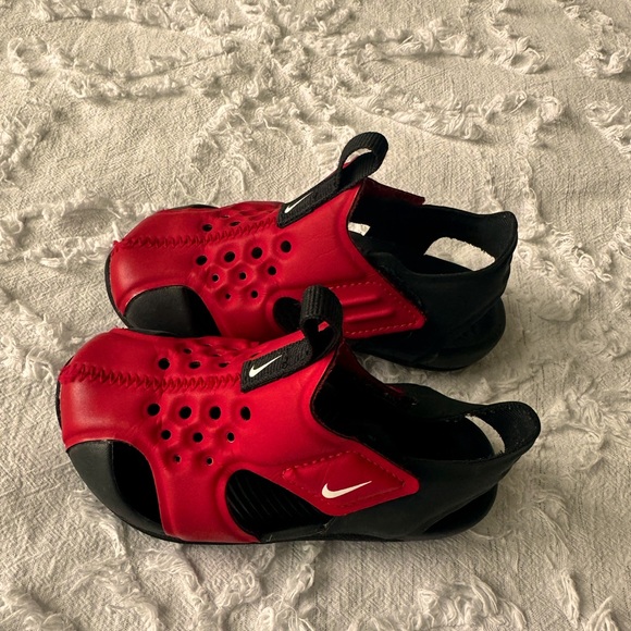 Nike Sandals - Picture 3 of 3